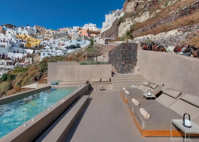 Old Castle Oia