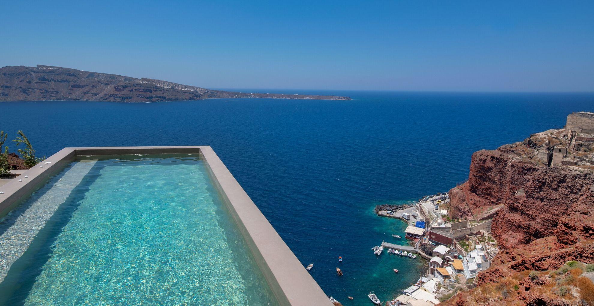 Old Castle * Oia