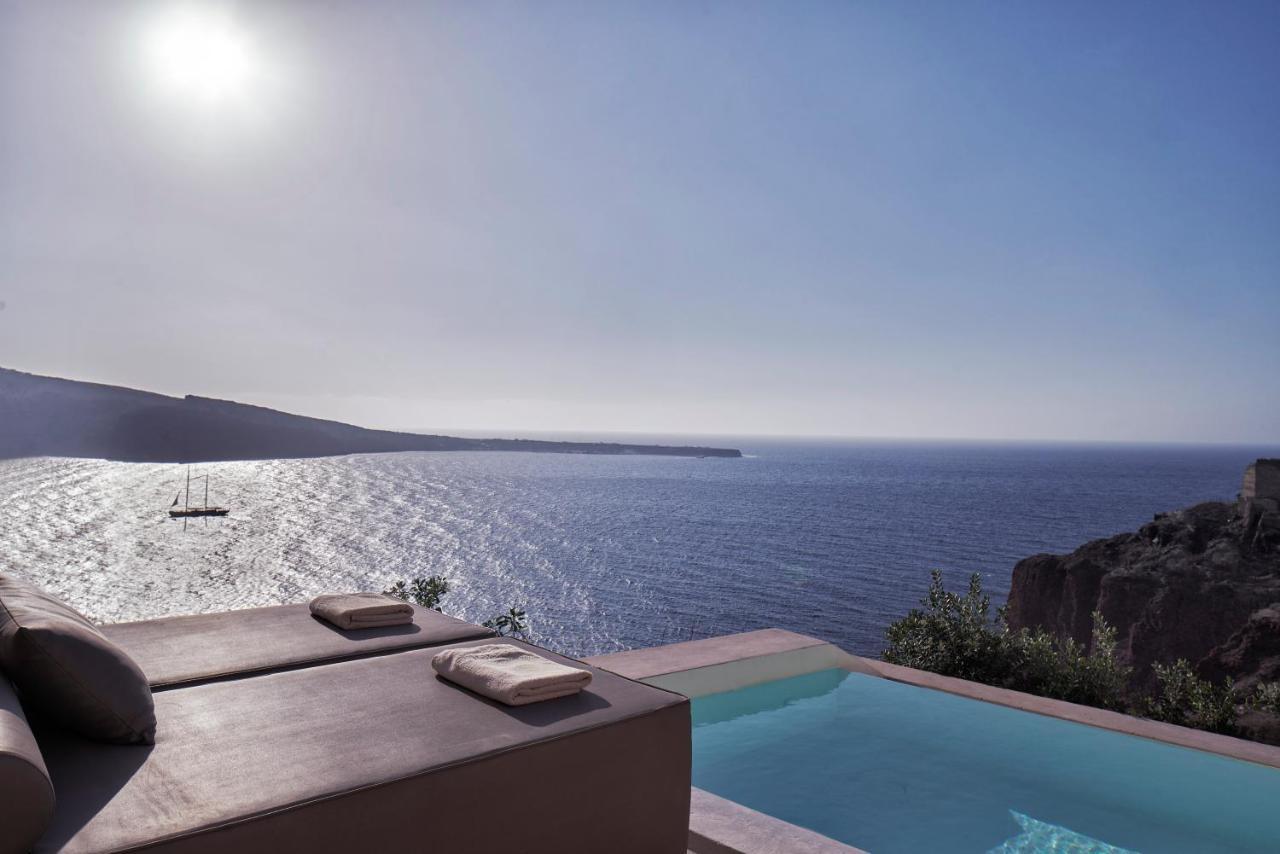 Old Castle * Oia